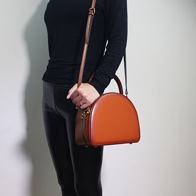 "Ditching Work To Shop" - European Leather Hand / Shoulder Bag (brown)